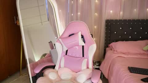 missara_ online show from March 2026 07:06:01 PM