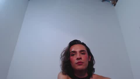 Mis Ari online show from February 2026 05:20:01 PM