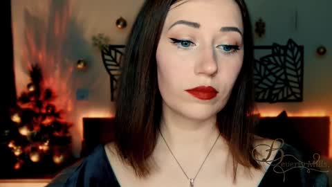 The divine Beverly online show from December 2024 06:23:02 PM