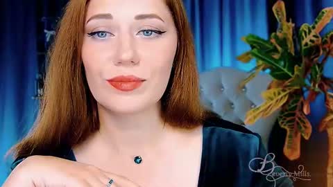 Snapshot of missbeverlymills chatting on June 2026 09:11:02 AM The divine Beverly online show from June 2026 09:11:02 AM