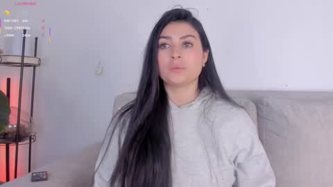 Bianca Torres online show from September 2025 12:09:01 PM