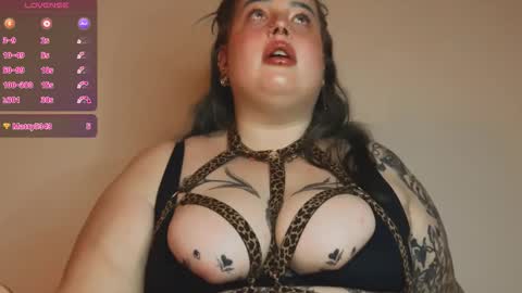 Miss Bika online show from October 2025 06:20:02 PM