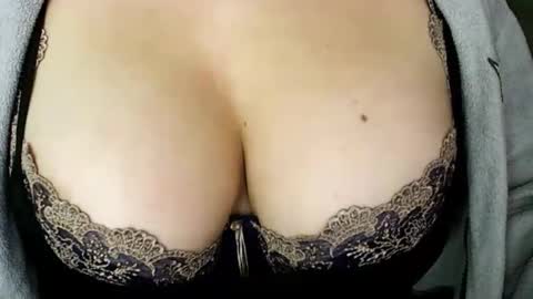 Avamlash online show from June 2026 03:06:02 PM