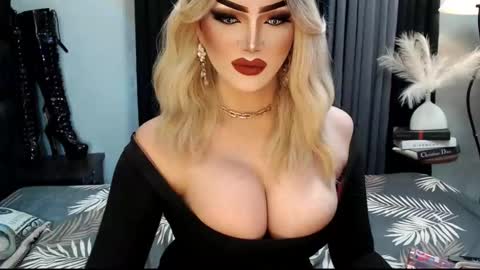 PRIESTESS CHANNEL online show from December 2025 10:29:02 PM