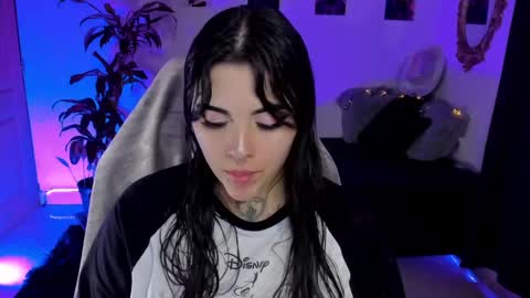 Missy Charlottte.  Hey remember to give me a thumbs up ty online show from January 2025 05:26:02 AM