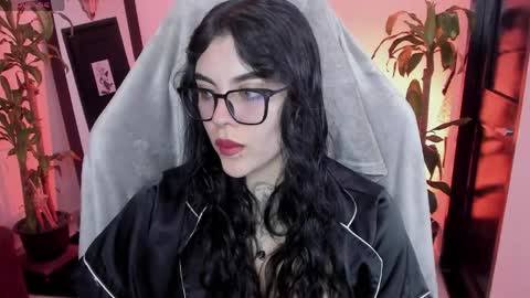 Missy Charlottte.  Hey remember to give me a thumbs up ty online show from April 2026 03:15:01 AM