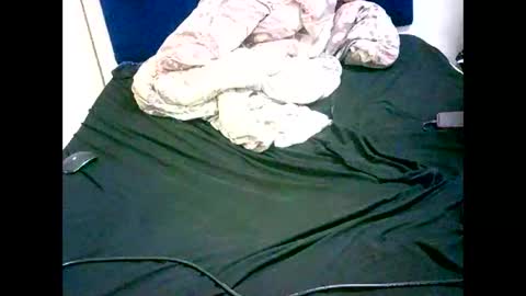 Snapshot of misscuteberry chatting on March 2026 11:03:01 AM VAL online show from March 2026 11:03:01 AM