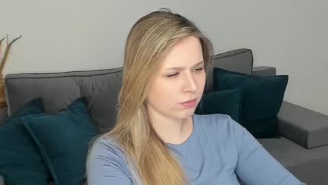 Miss Darina Ross online show from January 2025 11:41:01 AM