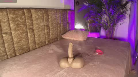 DIONNE online show from April 2026 10:46:01 AM