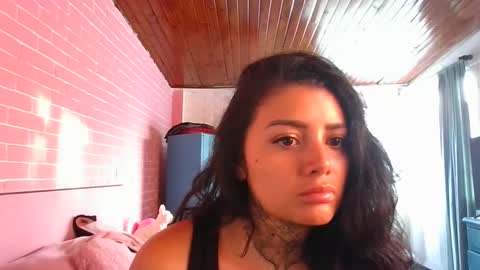 melodie  online show from September 2025 10:21:02 PM