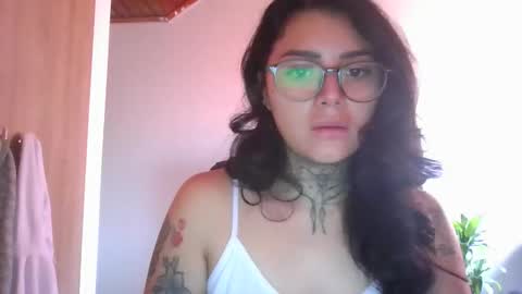 melodie  online show from February 2026 01:51:02 PM