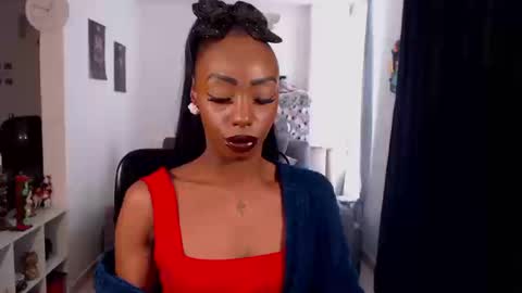 Emilie Diaz online show from March 2026 04:13:01 PM