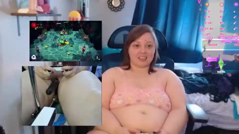 Snapshot of missfoxe12 chatting on January 2026 06:12:02 PM missfoxe12 online show from January 2026 06:12:02 PM