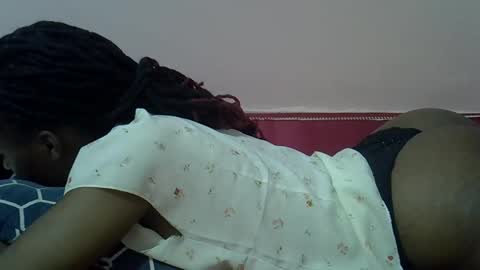 Snapshot of missjade25 chatting on February 2026 03:41:02 PM missjade25 online show from February 2026 03:41:02 PM