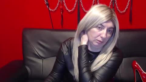 Snapshot of misskaliania chatting on December 2024 10:00:02 AM MissKaliAnia online show from December 2024 10:00:02 AM