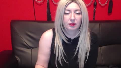 Snapshot of misskaliania chatting on February 2025 02:37:01 PM MissKaliAnia online show from February 2025 02:37:01 PM