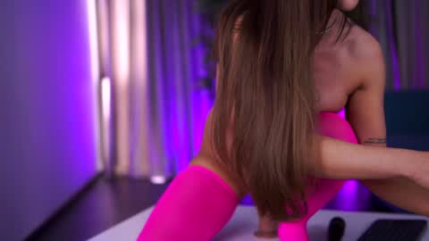 misskiarra online show from February 2025 09:35:02 AM