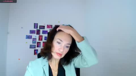 Christina online show from January 2026 06:28:02 AM