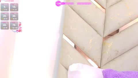 lyly  independient model online show from October 2025 02:26:01 PM