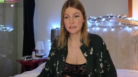 Misslucci online show from December 2024 09:22:01 AM