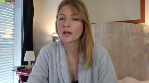 Misslucci online show from March 2025 09:06:02 AM