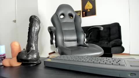 Martina online show from February 2025 10:22:01 PM