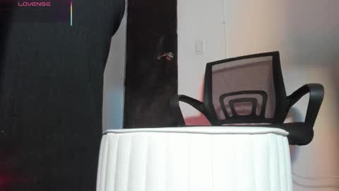 Martina online show from November 2025 11:32:02 AM