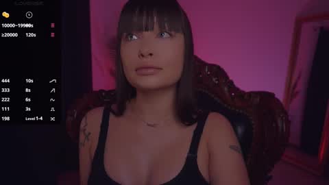 LUXXANDRA online show from February 2025 05:25:01 AM