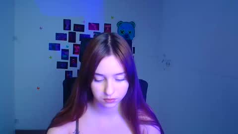 Snapshot of missmiamiss chatting on November 2025 12:34:01 PM Mia online show from November 2025 12:34:01 PM