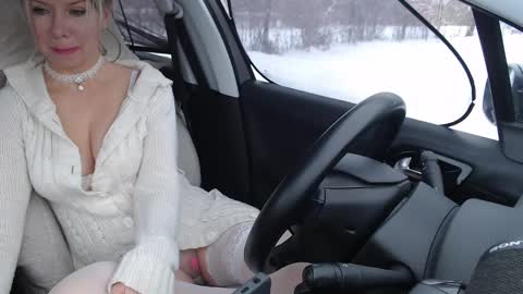 Snapshot of missofkiss chatting on December 2024 11:54:01 AM Olenka online show from December 2024 11:54:01 AM