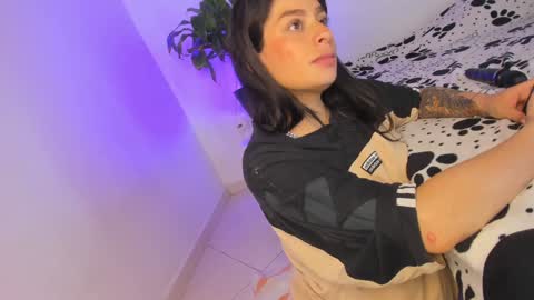 misspaulag online show from January 2025 03:48:01 AM