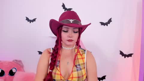 Snapshot of misspaulina__ chatting on October 2025 10:00:02 PM Pau Giraldo online show from October 2025 10:00:02 PM