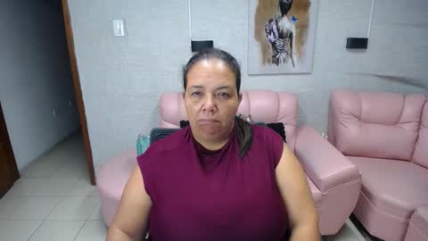 Penelope online show from November 2025 11:47:01 AM