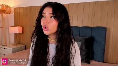 Emma Prada online show from February 2026 01:10:01 PM