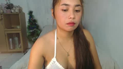 Snapshot of missrheameasexy chatting on January 2025 04:22:02 AM missRHEA online show from January 2025 04:22:02 AM