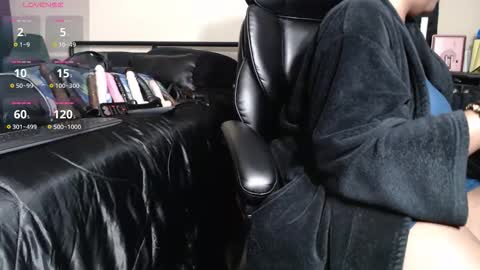 MissTajaa online show from October 2025 12:49:02 PM