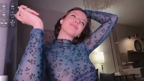 Polly online show from July 2026 10:01:02 PM