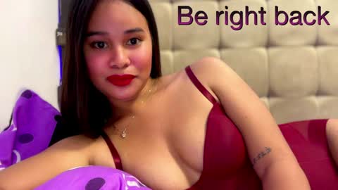 Snapshot of missxthalia697 chatting on June 2026 02:38:01 AM Miss. Thalia online show from June 2026 02:38:01 AM
