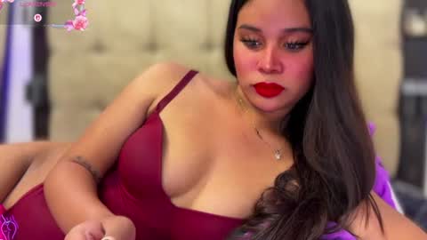 Snapshot of missxthalia697 chatting on July 2026 02:57:01 PM Miss. Thalia online show from July 2026 02:57:01 PM