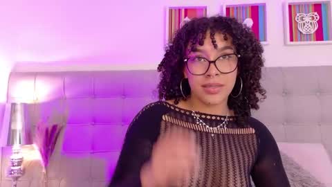 Snapshot of missygainer chatting on September 2025 04:18:02 AM Missy Gainer online show from September 2025 04:18:02 AM