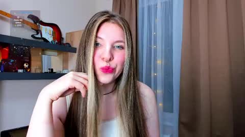 Anya online show from April 2026 06:45:01 PM
