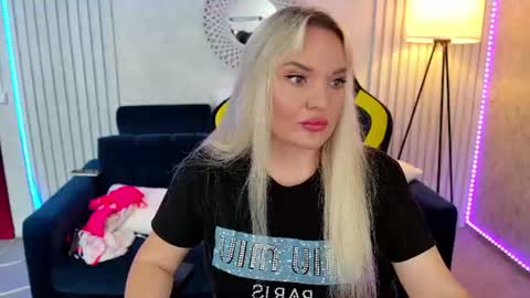 Snapshot of missyymarty chatting on June 2026 06:36:02 AM missyymarty online show from June 2026 06:36:02 AM
