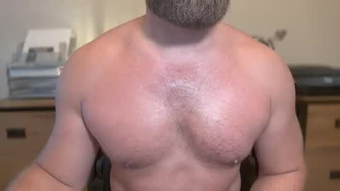 Snapshot of mister_dilf chatting on September 2025 01:43:02 PM MISTER DILF online show from September 2025 01:43:02 PM