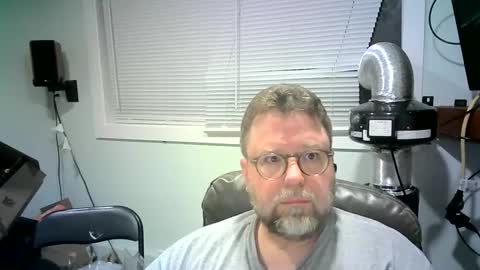 Snapshot of mister_happy567 chatting on January 2025 07:57:01 AM Mr. Happy online show from January 2025 07:57:01 AM