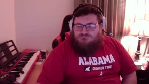 Snapshot of mistermac935 chatting on December 2024 07:01:01 AM mistermac935 online show from December 2024 07:01:01 AM