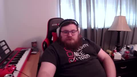 Snapshot of mistermac935 chatting on December 2024 06:48:01 PM mistermac935 online show from December 2024 06:48:01 PM