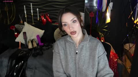 Darsy online show from March 2026 05:41:02 AM