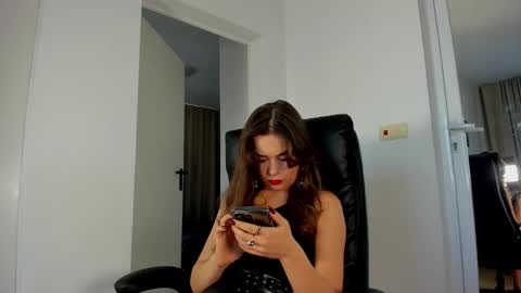 Snapshot of mistress_milana_ chatting on October 2025 02:49:01 PM mistress_milana_ online show from October 2025 02:49:01 PM