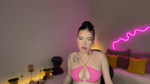Snapshot of mistress_of_hearts chatting on May 2026 07:30:01 PM Mia online show from May 2026 07:30:01 PM