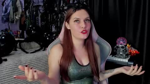 Snapshot of mistress_priest chatting on October 2025 08:59:02 PM Dirty Priest and Ivi online show from October 2025 08:59:02 PM